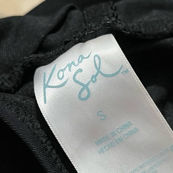 Kona Sol Women's S  Crochet Trim Plunge One Piece Swim Suit Black - Picture 5 of 5